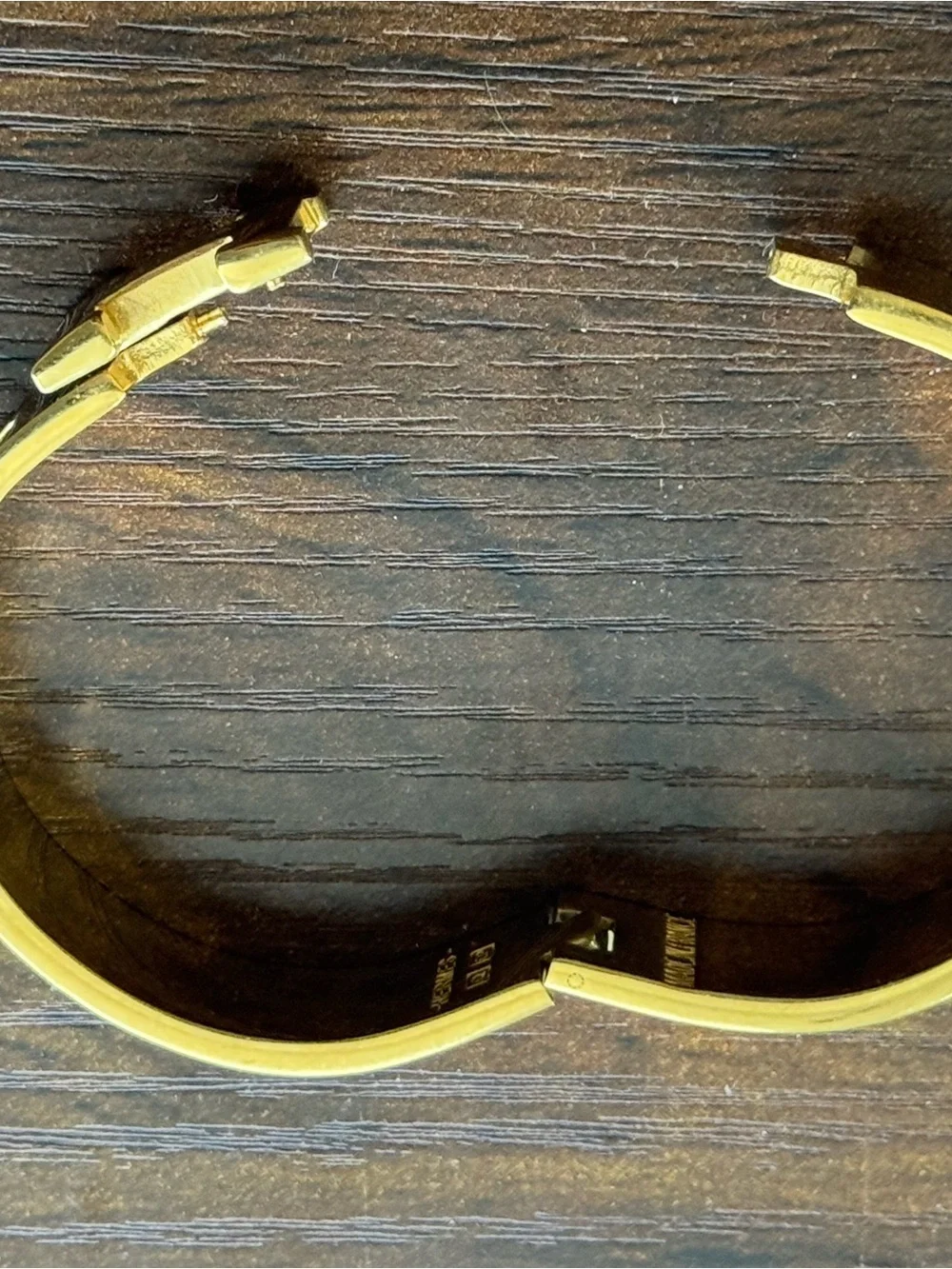 Beautiful Hermes Gold and Turquoise Enamel Clic H Bracelet - Picture 12 of 13